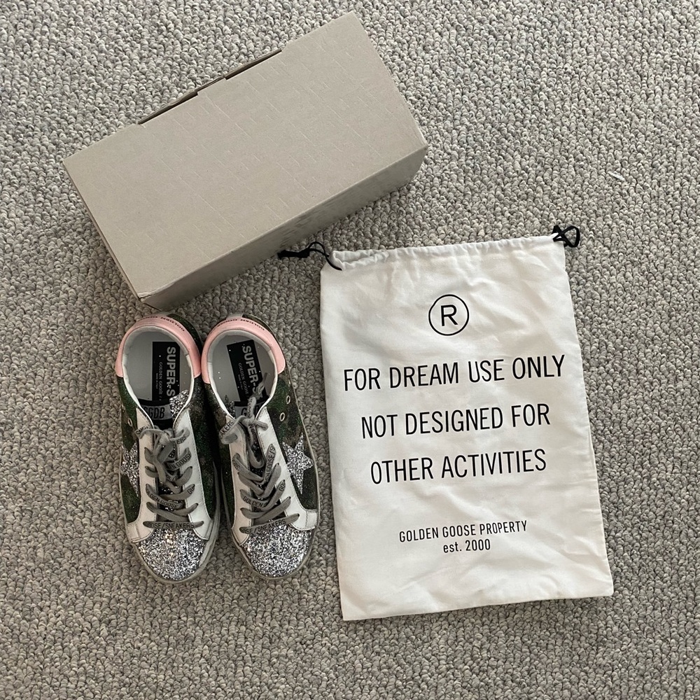 Gorgeous pair of Golden Goose sneakers size 40